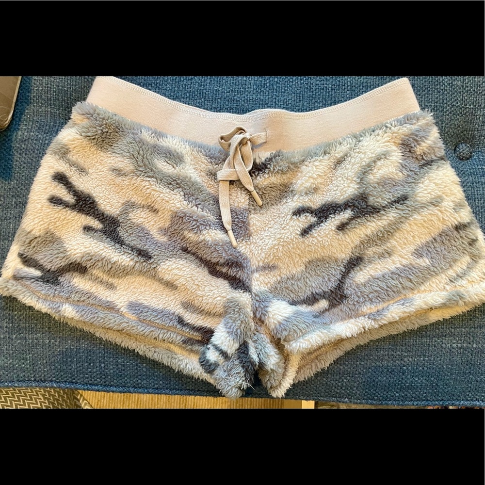 PJ SALVAGE Camouflage Cozy Fleece Lounge Shorts